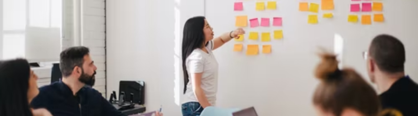 hiring manager pointing at post-its