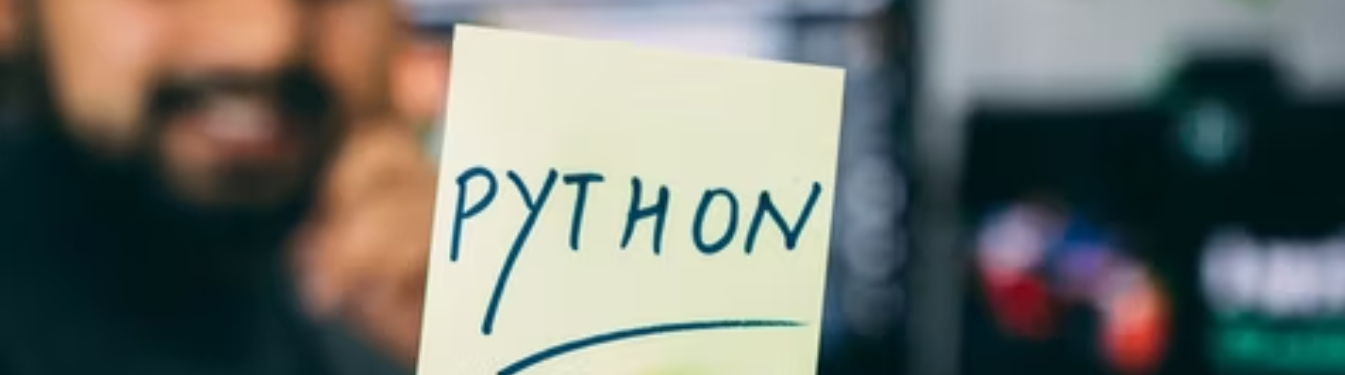 a post-it with "Python" written on it